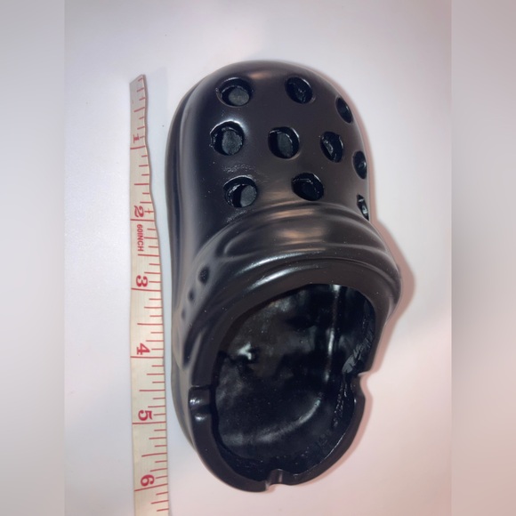 Black CROC Clog Ashtray - Picture 3 of 3